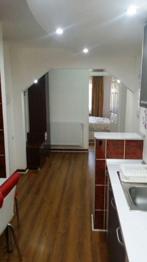 Honey Rooms Hunedoara Exterior foto